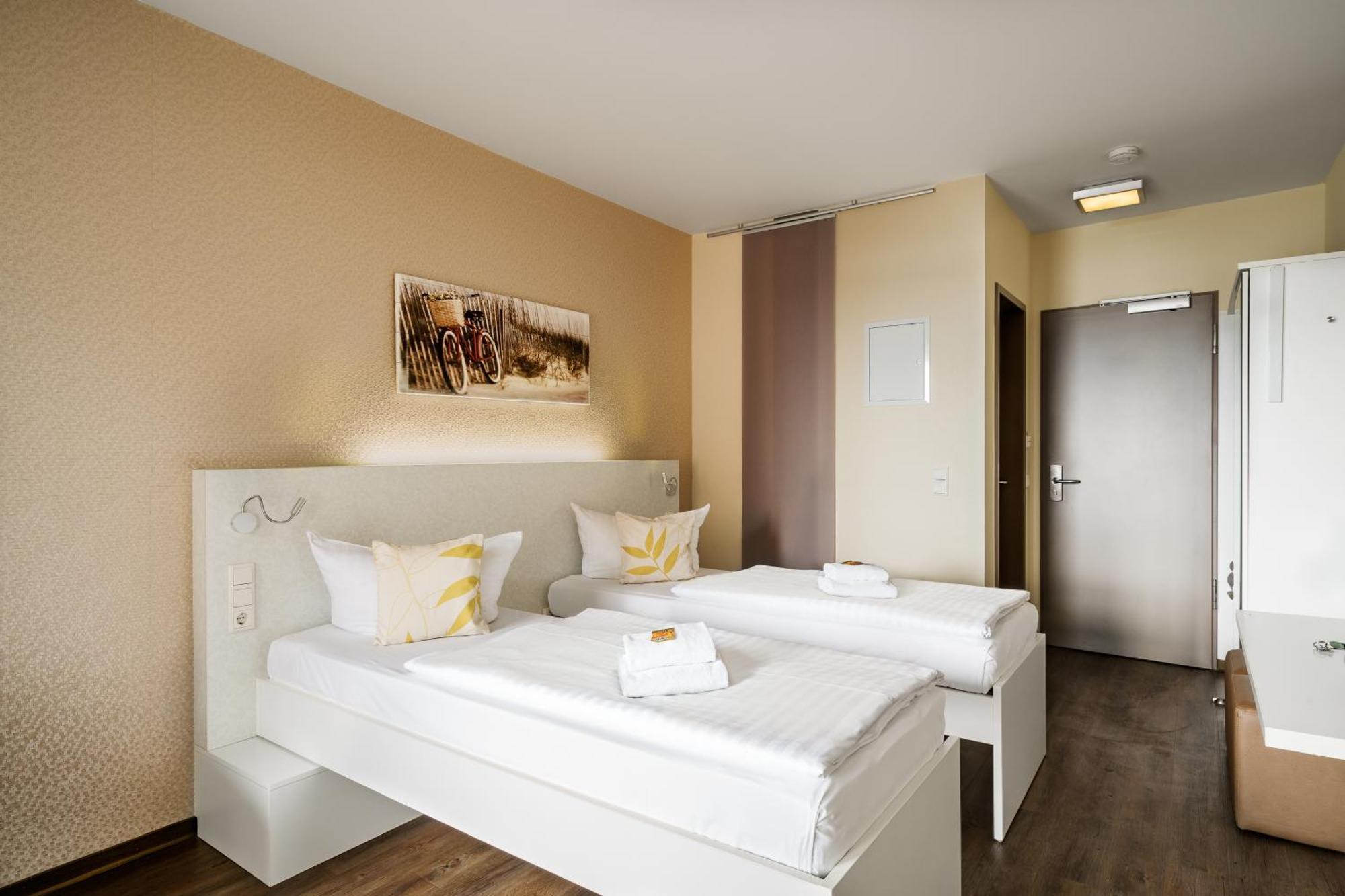 Radlon Fahrrad-Komfort-Hotel Waren  Luaran gambar