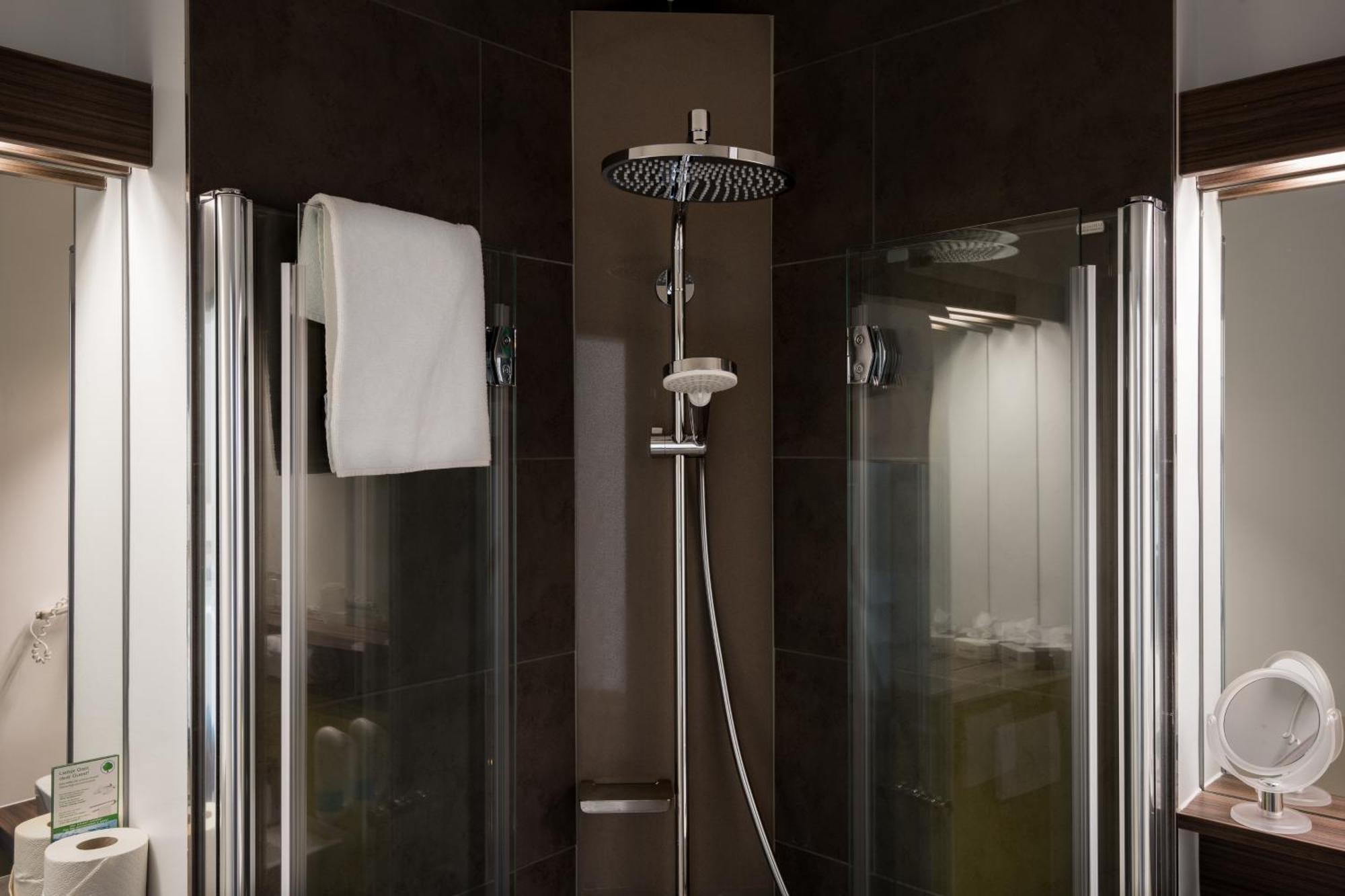 Radlon Fahrrad-Komfort-Hotel Waren  Luaran gambar