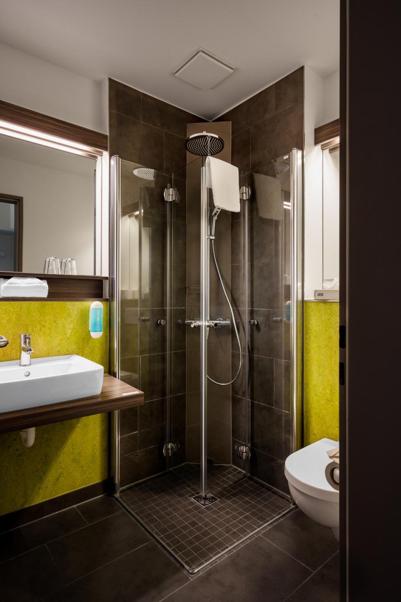 Radlon Fahrrad-Komfort-Hotel Waren  Luaran gambar