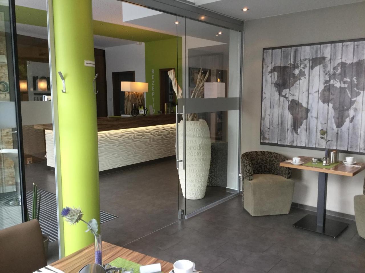 Radlon Fahrrad-Komfort-Hotel Waren  Luaran gambar